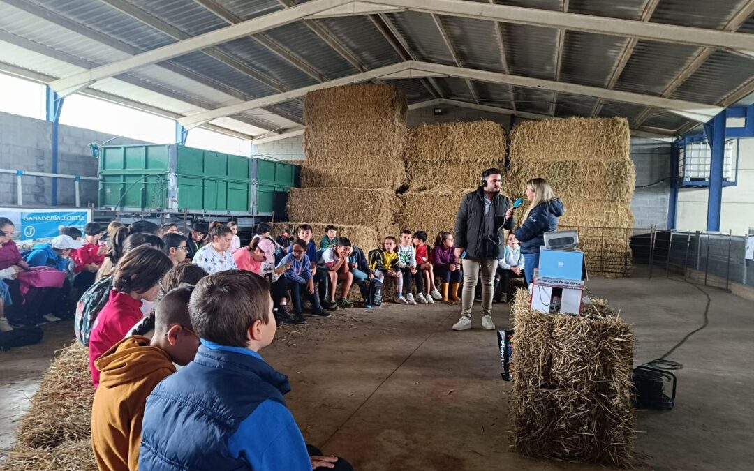 COPE Extremadura y el CEIP Donoso Cortes nos visitan